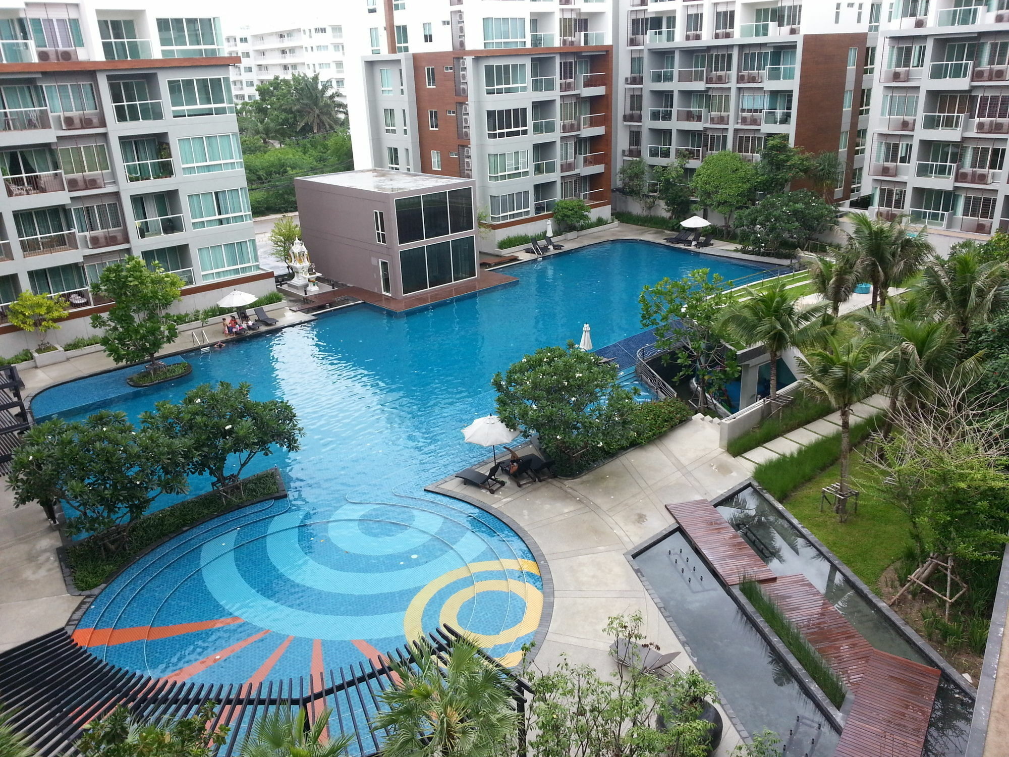 Апартаменты The Seacraze Hua-Hin By Montri C. Хуа Хин Экстерьер фото